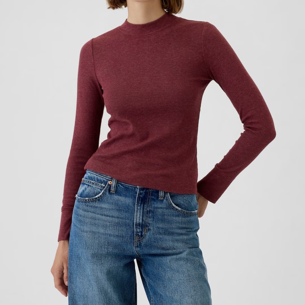 GAP Women's Long-Sleeve Mock Neck Top in Wine